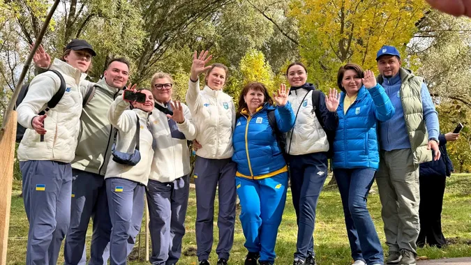 У Володимирі олімпійські спортсмени створили алею пам’яті полеглих Захисників (фото)
