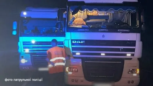 На трасі Львів – Рава-Руська п’яний водій фури вчинив ДТП