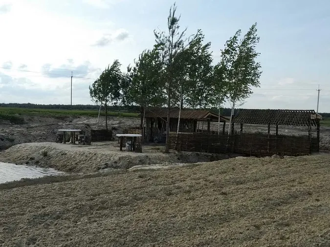 На Волині селяни облаштували зону відпочинку на місці смітника (фото)