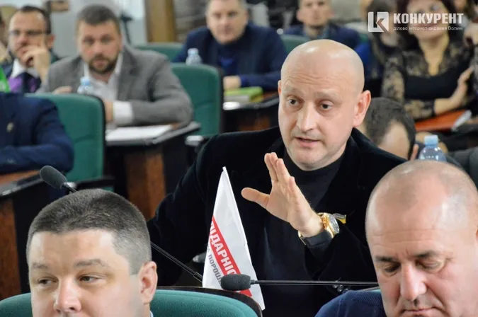 Як «Солідарність» може забрати мандати у своїх «зрадників»?