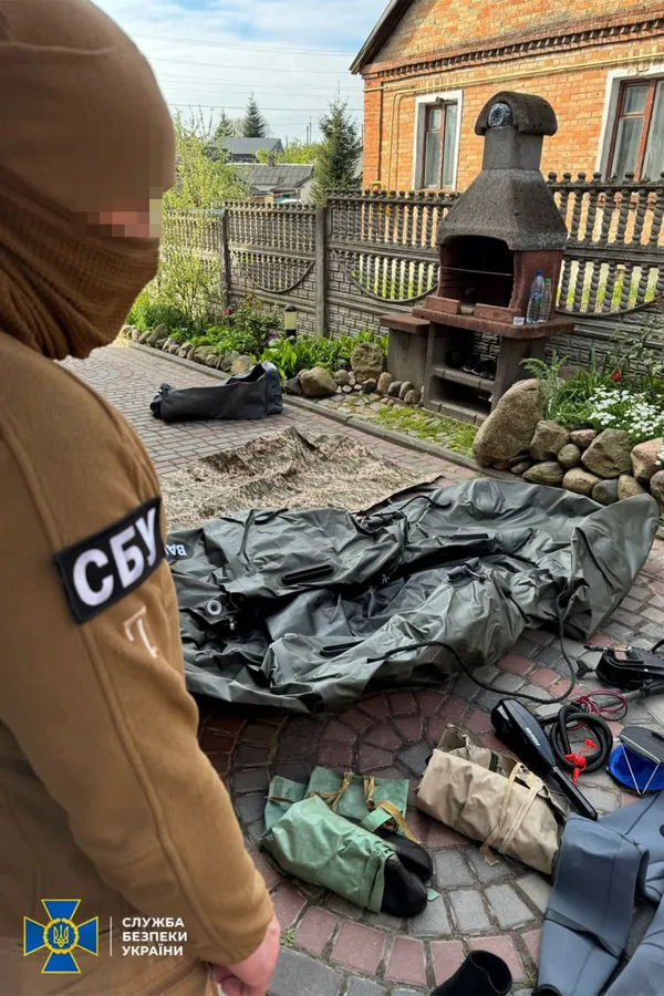 На надувних човнах в країни ЄС: на Волині СБУ викрила «схему для ухилянтів» (фото)