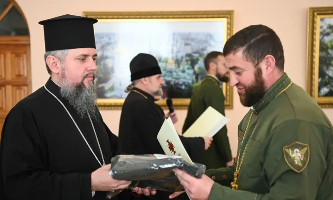 Епіфаній видав військовим священникам з Волині мандати на капеланське служіння (фото)