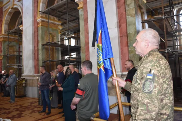 У Луцьку попрощались із Героями Андрієм Кравчуком та Романом Смалем (фото)