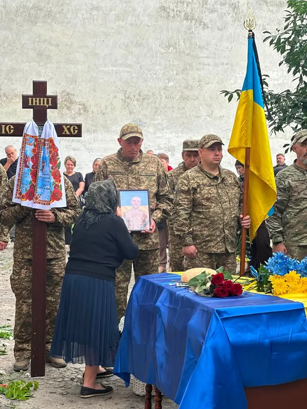 На Волині в останню земну дорогу провели Героя Сергія Григіля (фото)