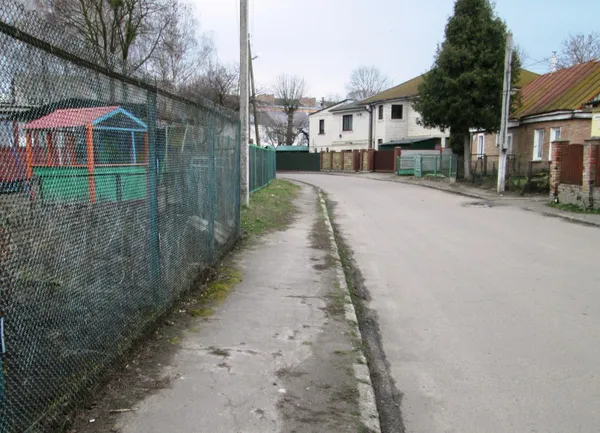 У Луцьку – проблема із люком на вулиці Ломоносова (фото)