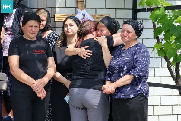 Вважався зниклим понад рік: на Волині попрощалися з воїном Василем Душенком (фото)