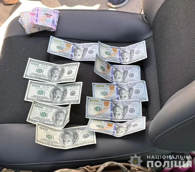 На Волині військовий та працівники ТЦК за $3000 «покривали» ухилянтів та знімали їх з розшуку (фото)