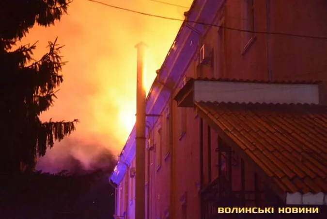 Пожежа залишила без речей: для пацієнтів луцького госпіталю збирають допомогу