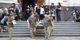 У Луцьку попрощались з Героєм Андрієм Лящуком (фото)