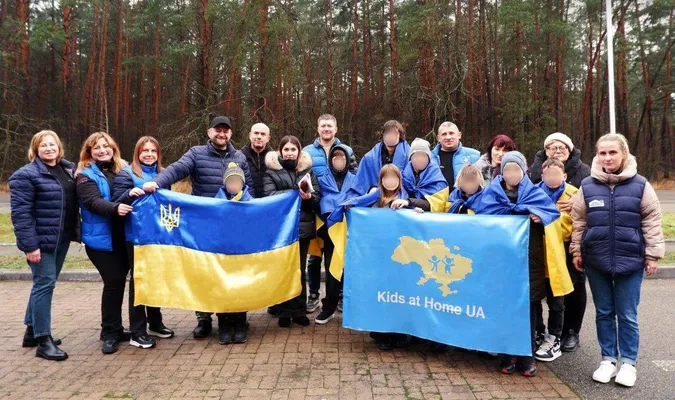 В Україну повернули ще сім дітей, викрадених росією