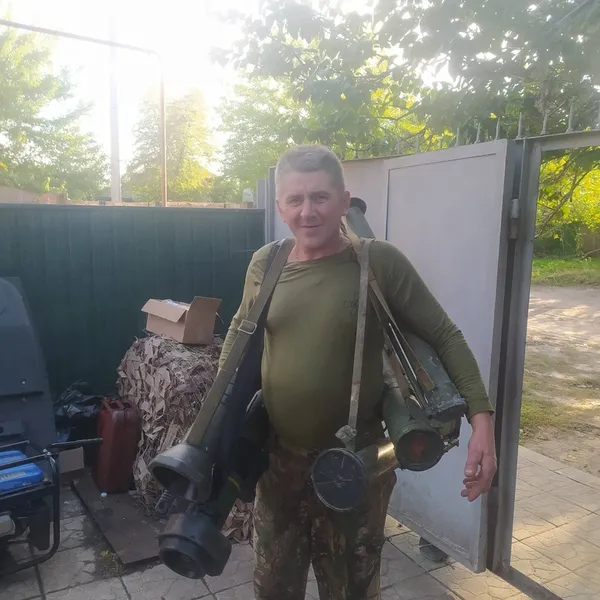 Два дні під землею та порятунок через «сало» і «цибулю»: історія воїна з Волині (фото)