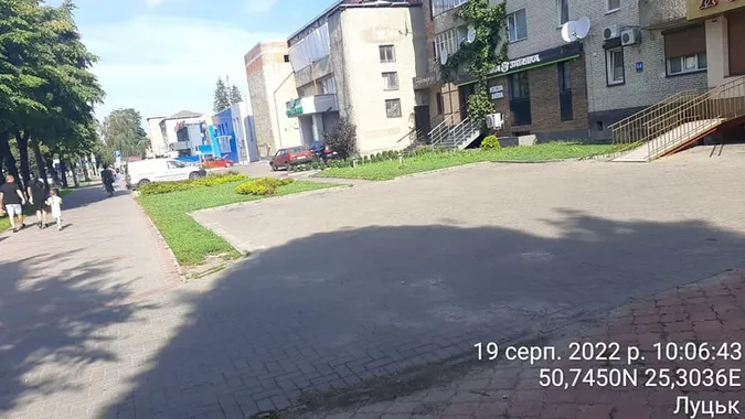 Луцькі муніципали заявили, що «побороли» стихійну торгівлю у місті (фото)