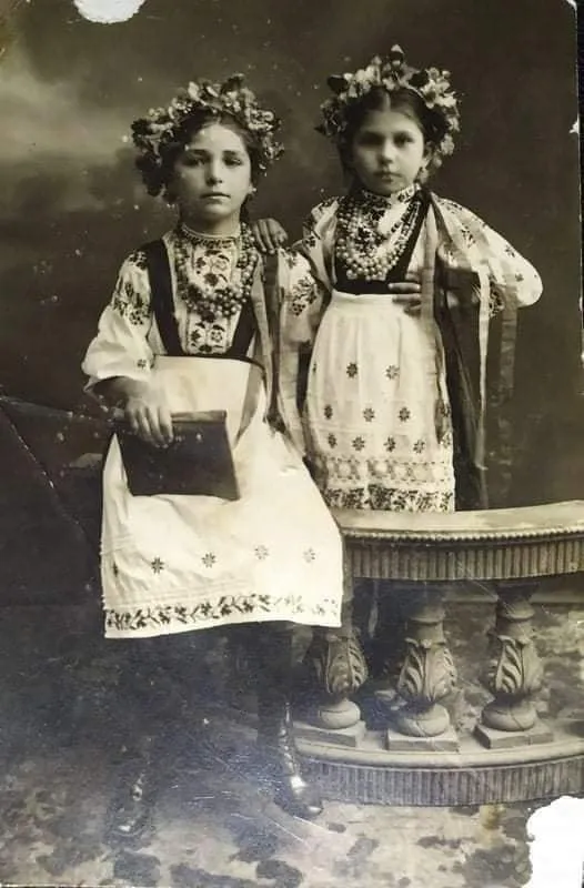 Показали, як колись одягалися волиняни (фото)