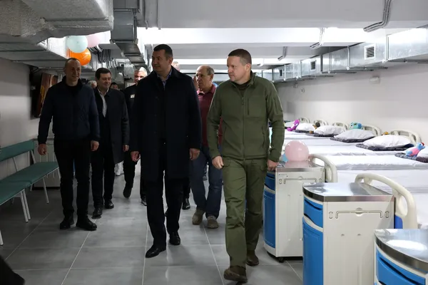 У Волинській обласній дитячій лікарні облаштували сучасне укриття на 150 осіб (фото)