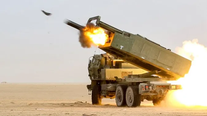 У Польщі відкриють академію HIMARS та створять ракетну бригаду