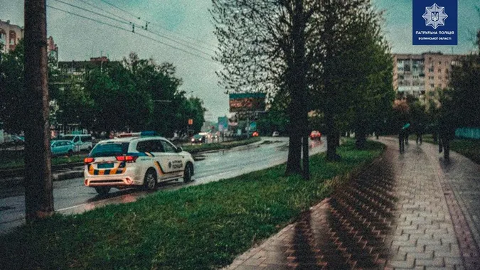 За ніч у Луцьку в чотирьох чоловіків знайшли наркотики