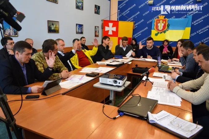 «Бюджетна» комісія Луцькради не підтримала змін до складу виконкому