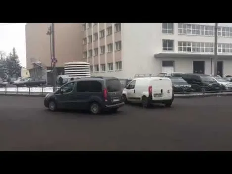 У центрі Луцька – аварія: рух ускладнений (оновлено)