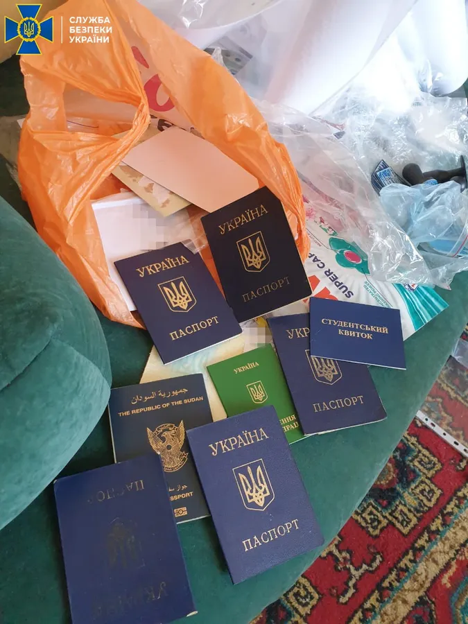 СБУ заблокувала два канали нелегальної міграції