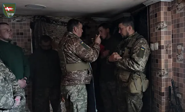 Капелани волинської бригади сповідають і причащають на фронті (фото)