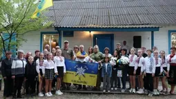 Нарешті додому: у Ківерцівській громаді зустріли звільненого Героя Миколу Касюрака (фото)