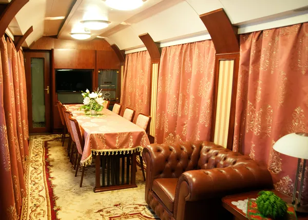 «Укрзалізниця» показала елітні VIP-вагони (фото)