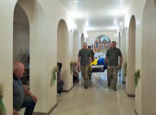 У Ковелі попрощалися із 43-річним воїном Богданом Никонюком, який загинув на Донеччині (фото)
