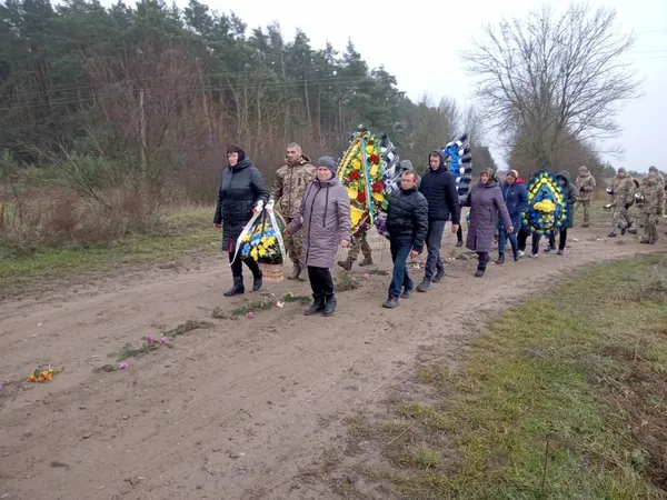 На Волині попрощались із загиблим захисником Михайлом Вациком (фото)