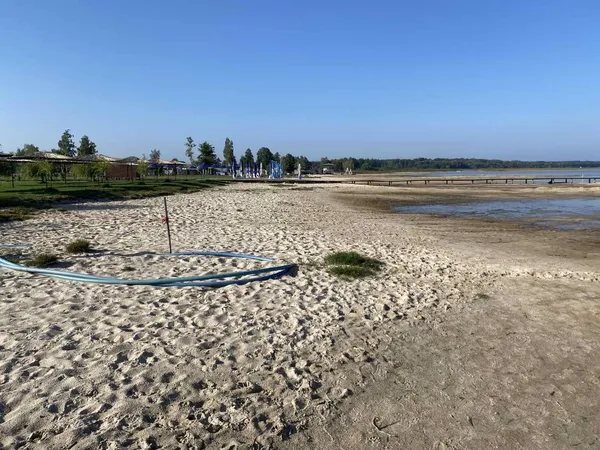 Вода відступила на 70 метрів: показали, яким став Світязь (фото)