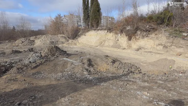 Відкрили «кримінал»: нові подробиці будівництва автомийки у Луцьку (фото, відео)