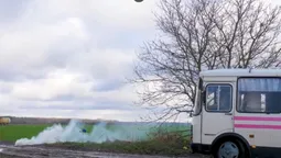 Дрон вибухнув за метр від автобуса: що відбувалося біля Луцька (відео)