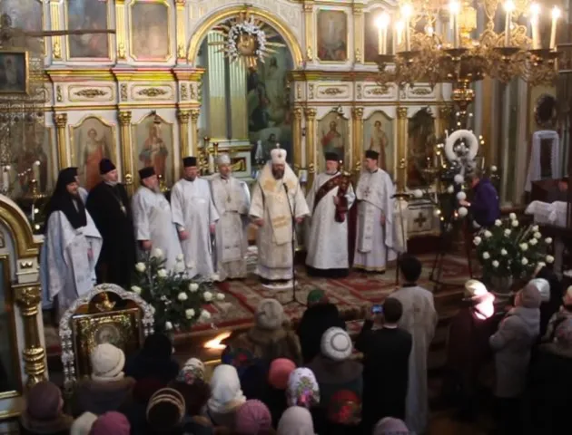 Як колядували у луцькому Свято-Троїцькому соборі (відео)