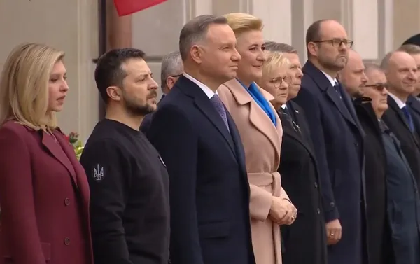 Polish President presents Zelensky with Poland's highest honor