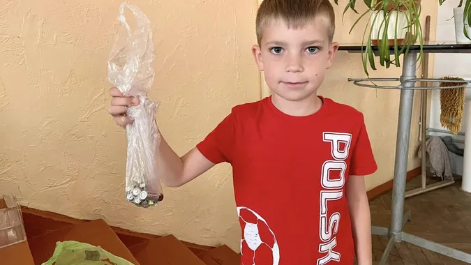 У Нововолинську під час екоакції зібрали півтори тонни батарейок (фото)