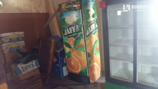 Біля Центрального ринку в Луцьку зносять кафе