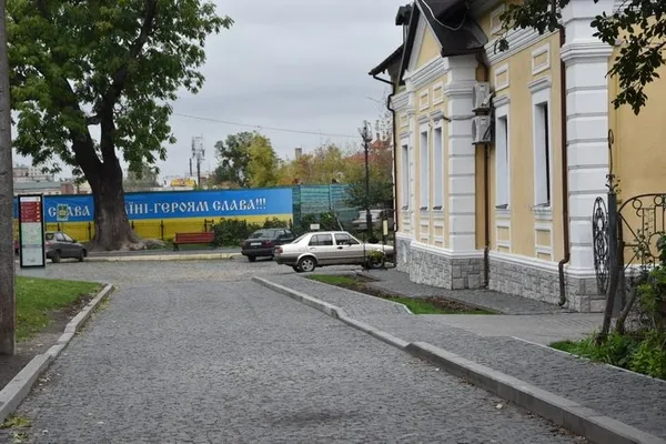 У Луцьку відремонтували 46 прибудинкових територій (фото)