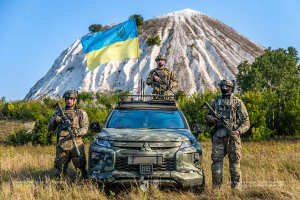 Символи незламності: День Прапора з «Любартом» у Верховній Раді (фото)