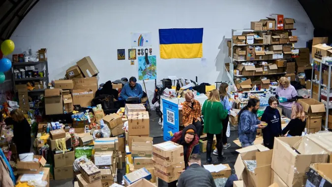 Луцькрада звернеться до Кабміну з проханням захистити волонтерів
