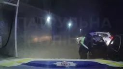 В салоні була дитина: в Ковелі п'яний водій протаранив авто патрульних (відео)