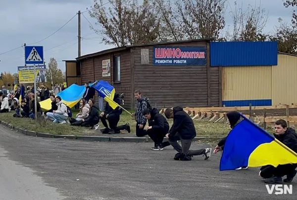На Волині попрощались із загиблим Героєм Костянтином Карабаджаком (фото)