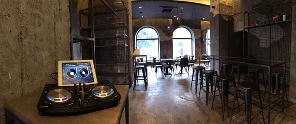 Показали, що буде на місці «Rose cafe» у Луцьку (фото)