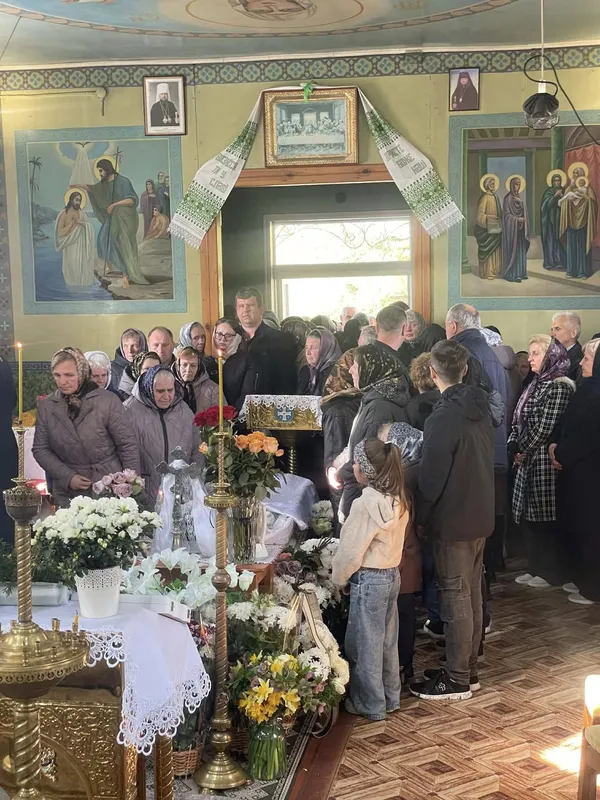 На Волині попрощалися з багаторічним настоятелем Володимиром Лапінським (фото)