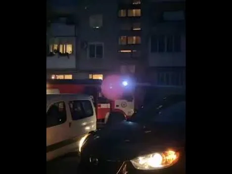 У Луцьку на Молоді горить підвал