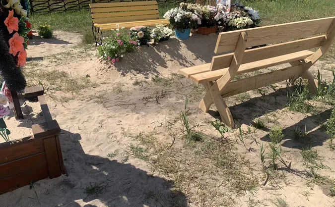У Шацьку чиновники здійняли ґвалт через хаотичні могили: що коїться