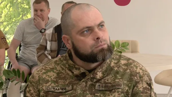 Лікувати не лише тіло, а й душу: у Луцьку організували концерт для військових на реабілітації (фото, відео)