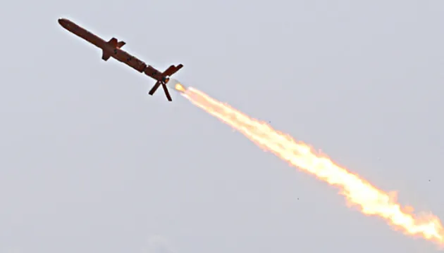 росія анонсує на 8 травня ракетні удари по західних областях, які начебто «готує Україна»