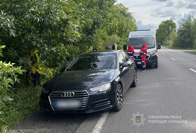 Смертельна ДТП у Луцькому районі: водій Audi збив 66-річну велосипедистку (фото)