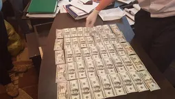 На Волині затримали чоловіка, який намагався підкупити прокурора 