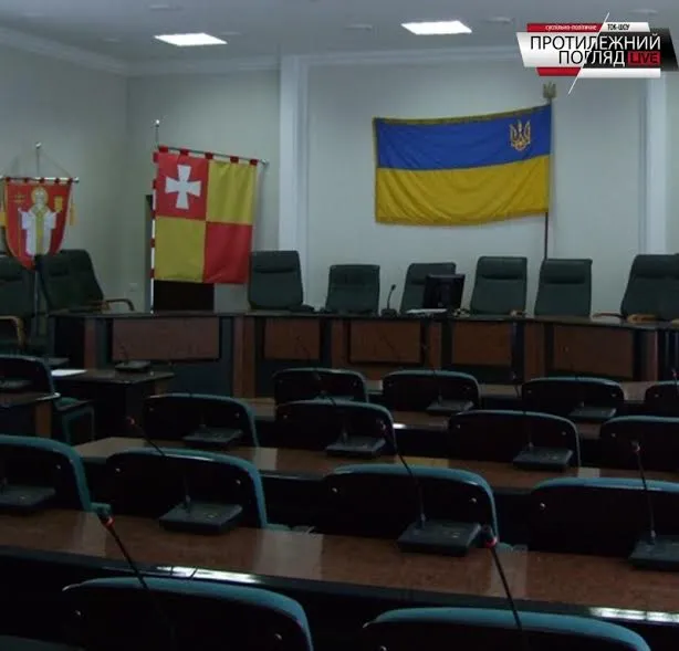 Двовладдя у Луцькій міській раді
