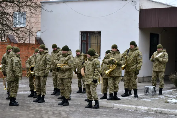 У Луцьку прийняли присягу майже півсотні нових патрульних (фото)
